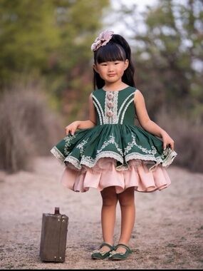 DOLLCAKE NOEL DRESS SIZE 12